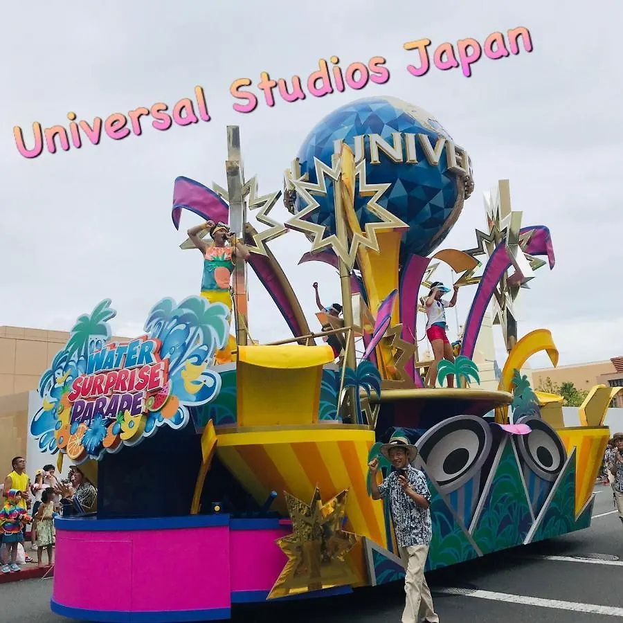 Villa 駐車場付き!近徒歩2分!難波,道頓堀エリアまで1駅!Usjまで15分!観光好立地の戸建! Ōsaka